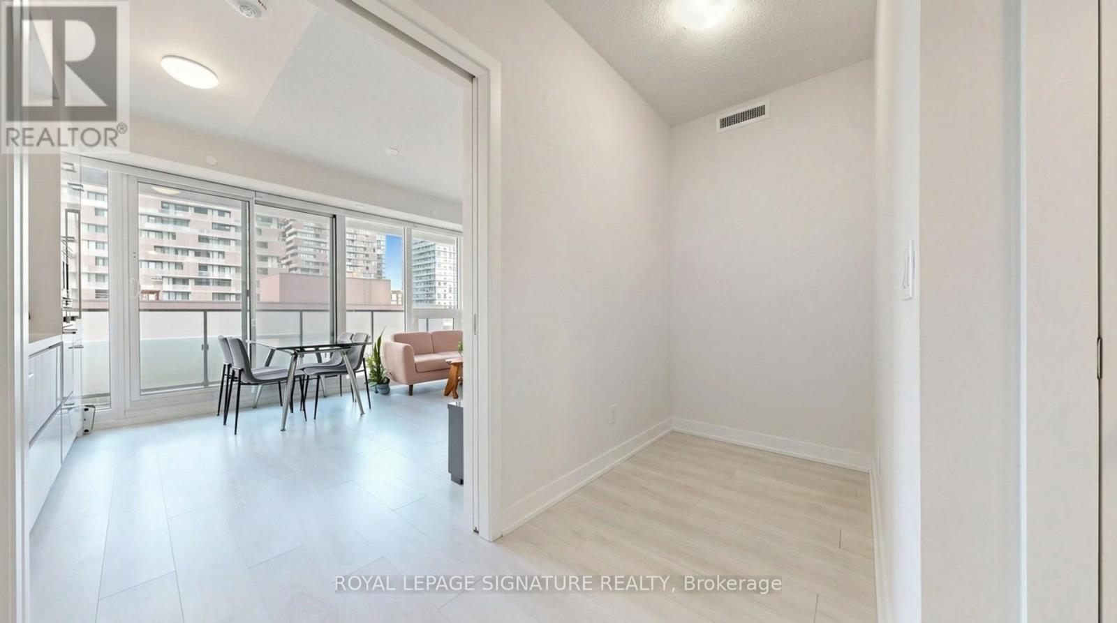 1011 - 2221 Yonge Street, Toronto, Ontario  M4S 0B8 - Photo 22 - C13207860