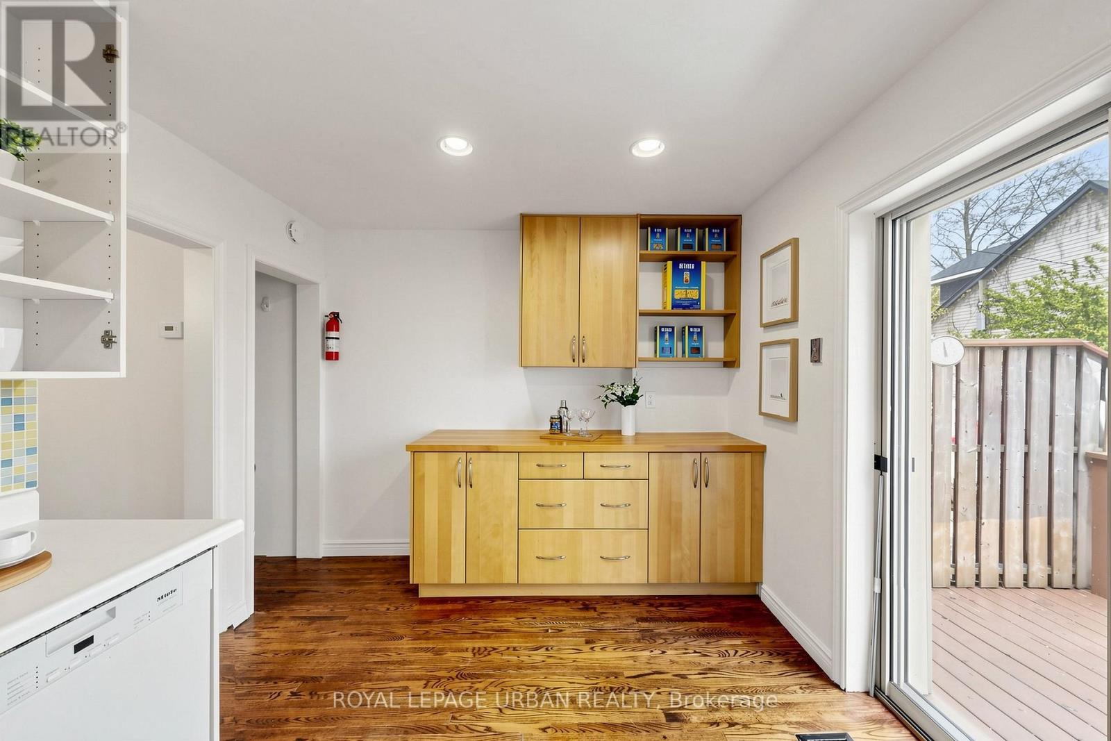 36 Norway Avenue, Toronto, Ontario  M4L 1P9 - Photo 13 - E13207794