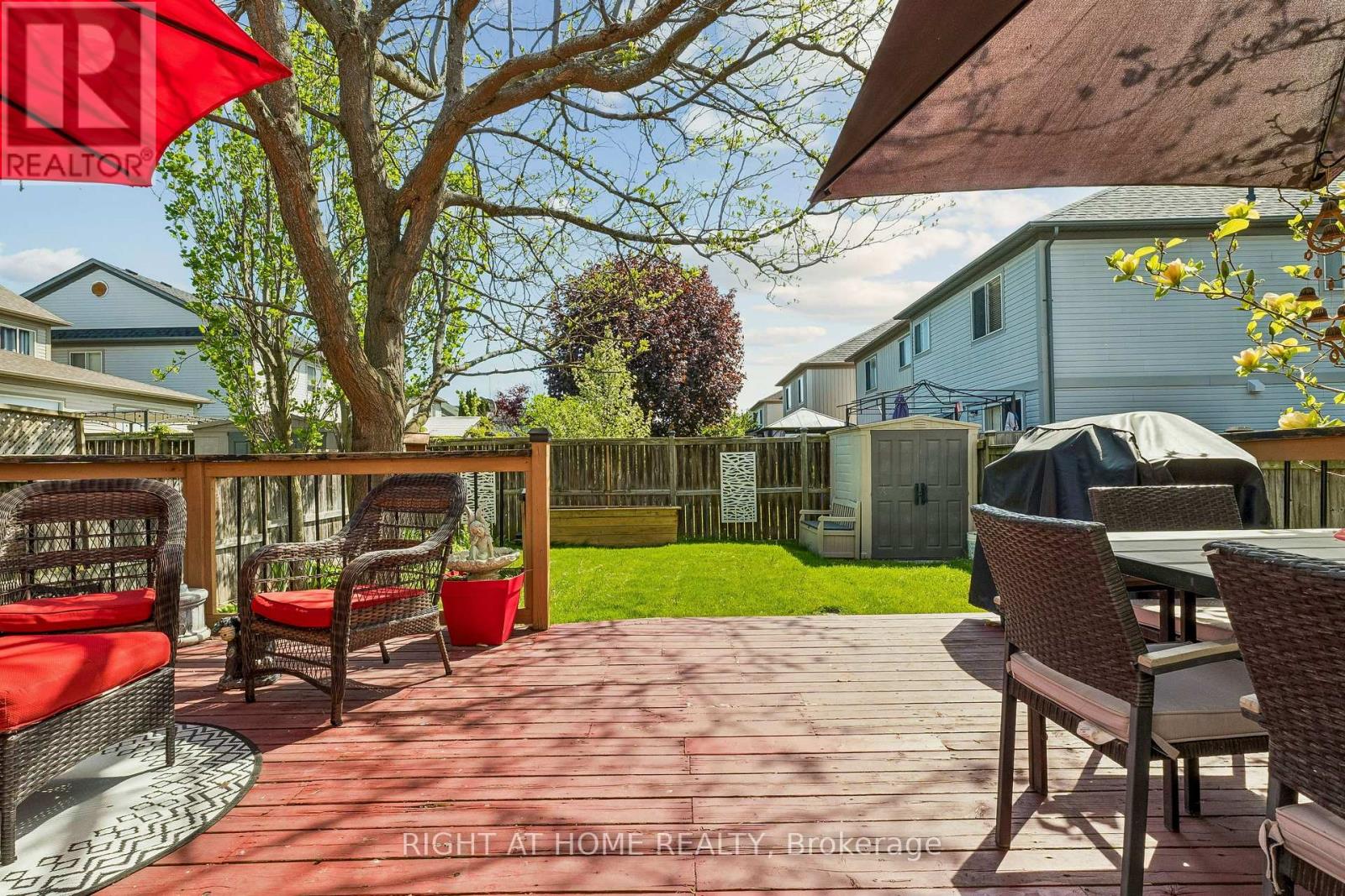 136 Harrongate Place, Whitby, Ontario  L1R 3E5 - Photo 36 - E13207866