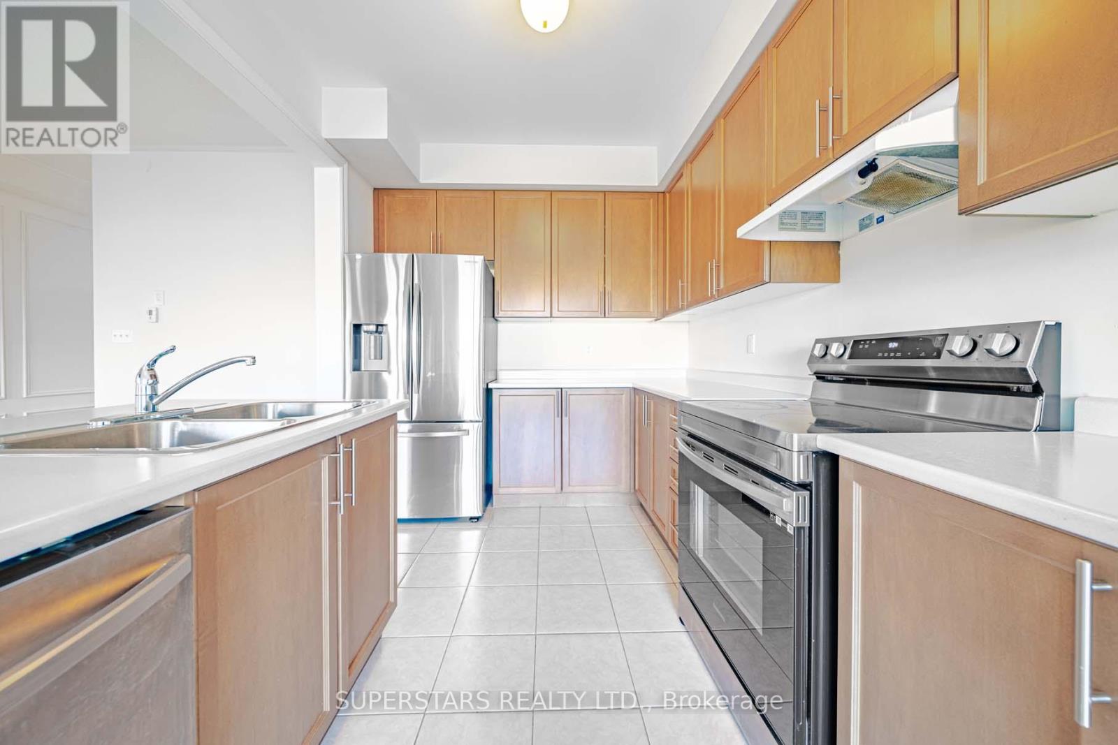 2408 Angora Street, Pickering, Ontario  L1X 0M6 - Photo 12 - E13207874