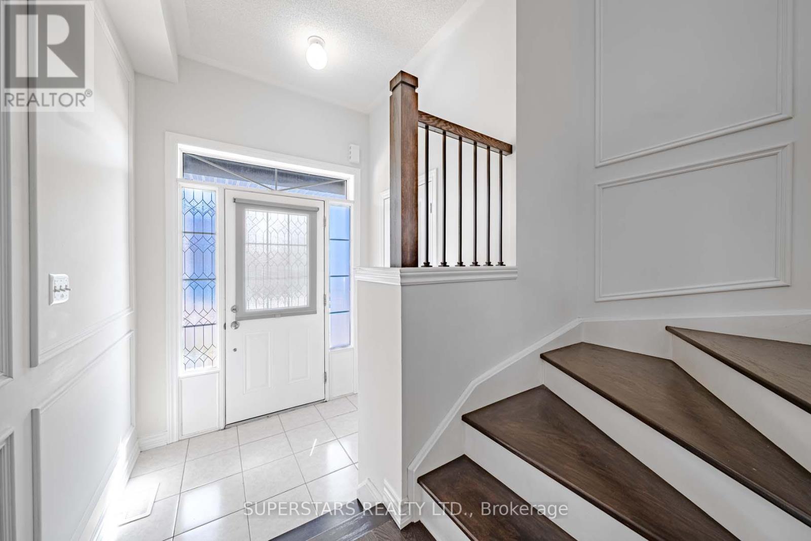 2408 Angora Street, Pickering, Ontario  L1X 0M6 - Photo 4 - E13207874
