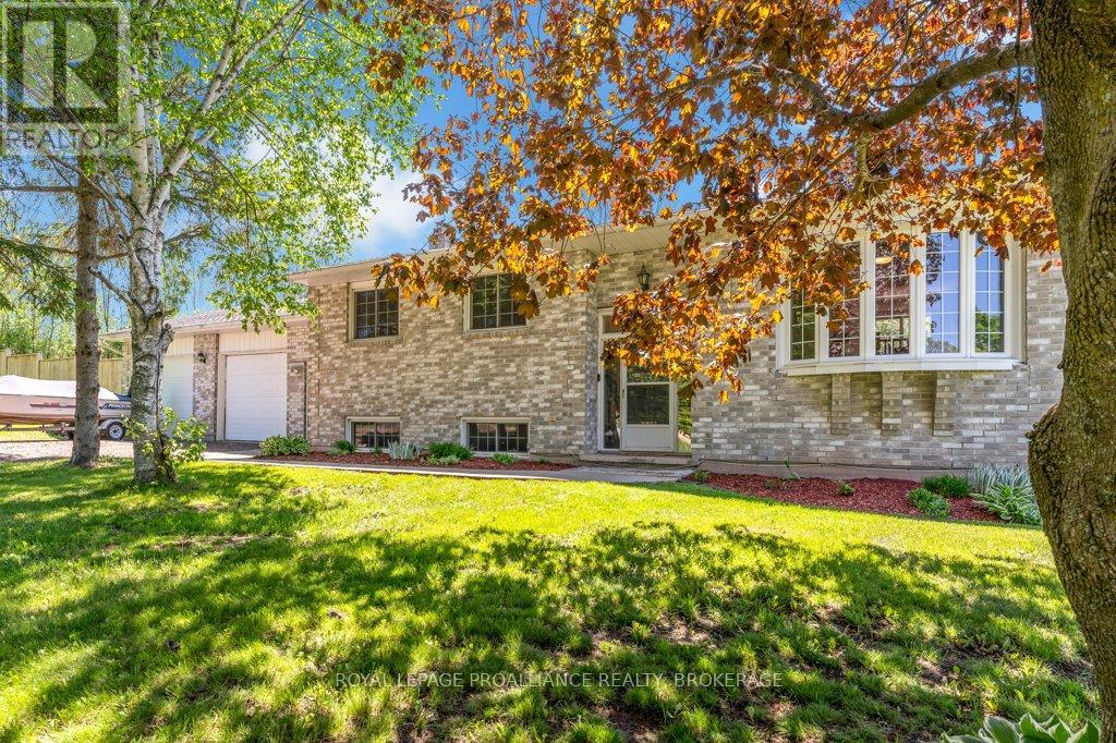 140 COUNTY ROAD 20, Loyalist, Ontario