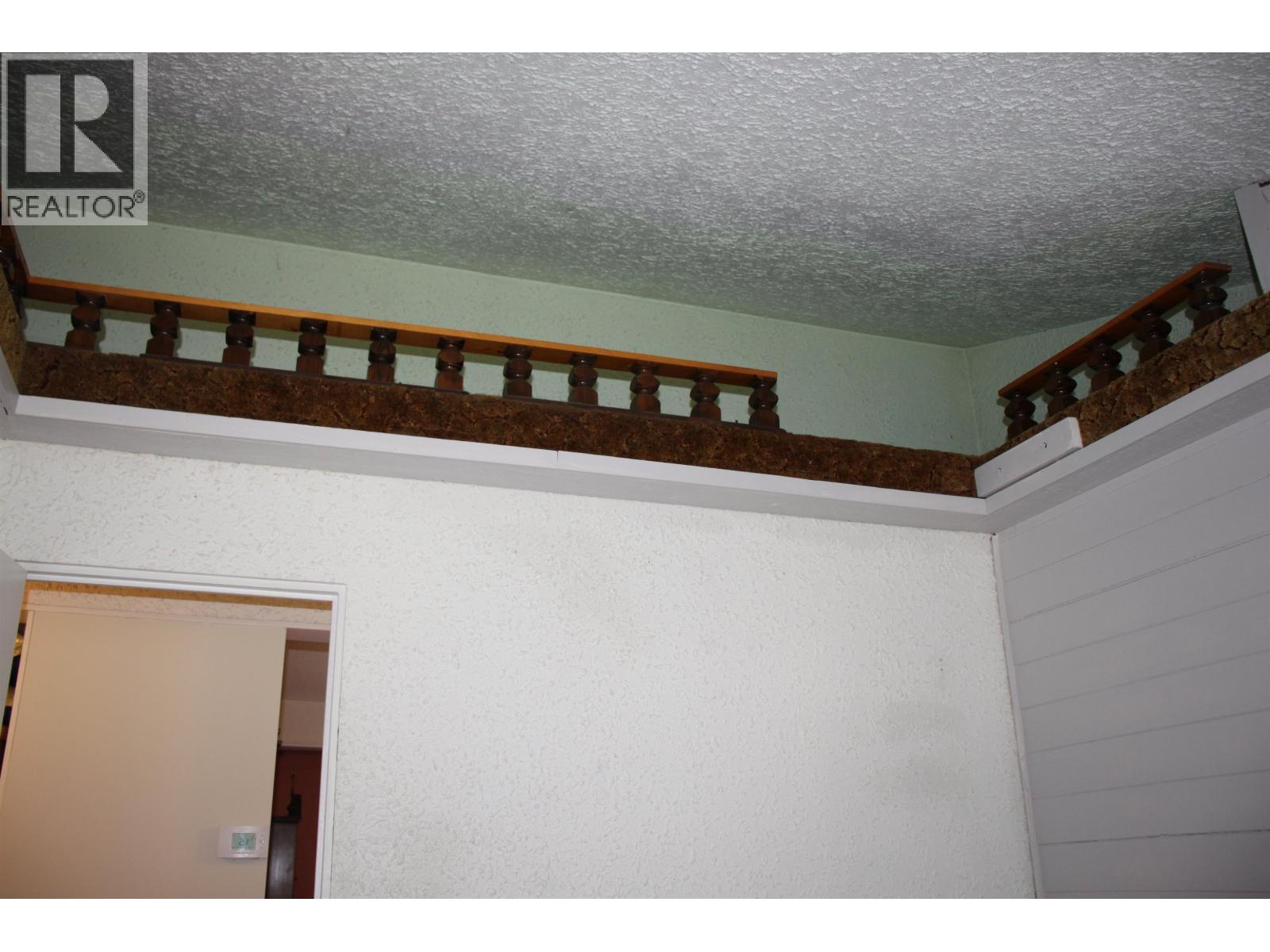 5035 Hansen Court, 108 Mile Ranch, British Columbia  V0K 2Z0 - Photo 14 - R3111141