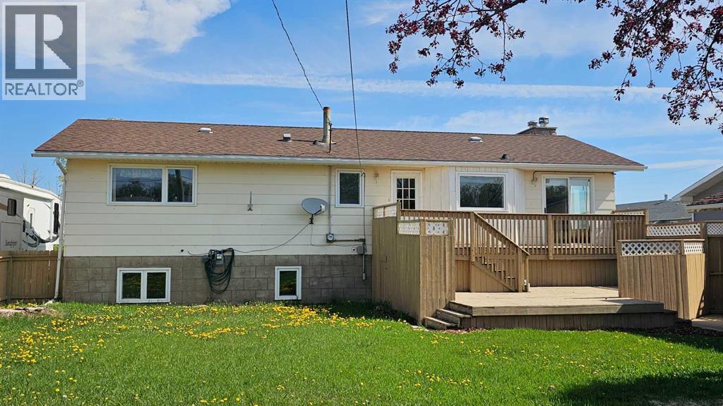 5006 Alexander Avenue, Coronation, Alberta  T0C 1C0 - Photo 3 - A2275457