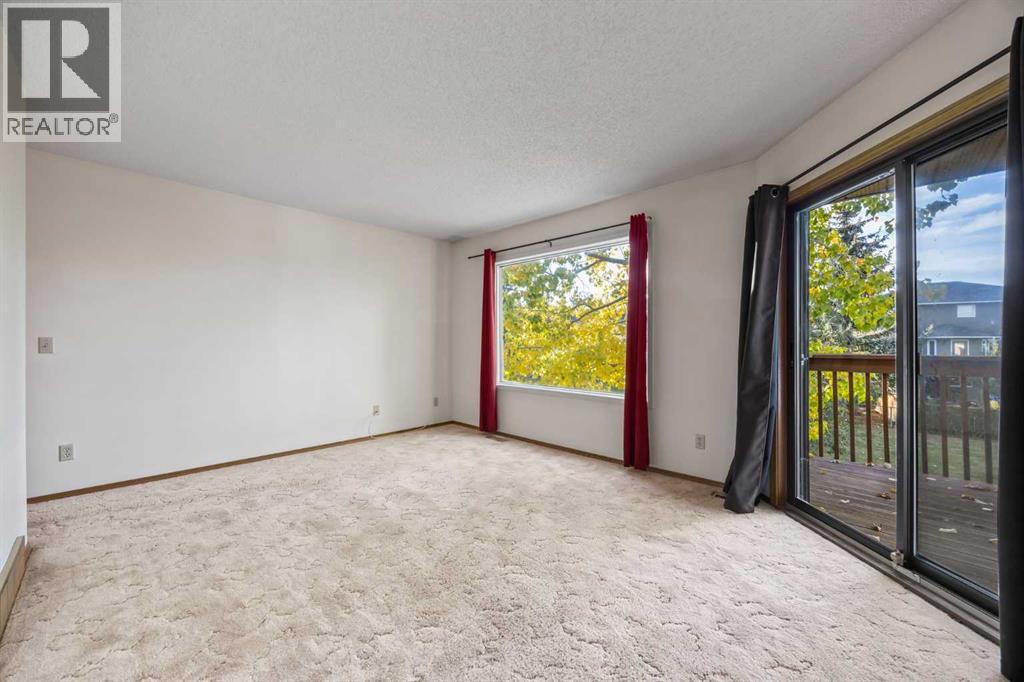 52 Sandarac Circle NW, Calgary, Alberta  T3K 3V6 - Photo 17 - A2263600