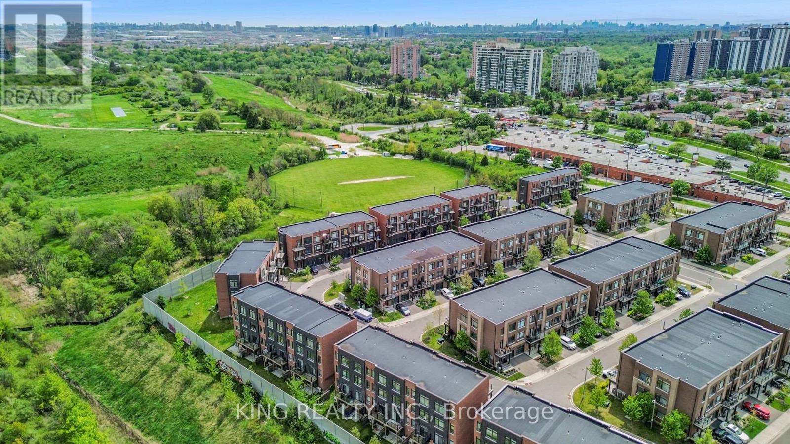 49 Engel Street, Vaughan, Ontario  L4L 0L8 - Photo 3 - N13207748