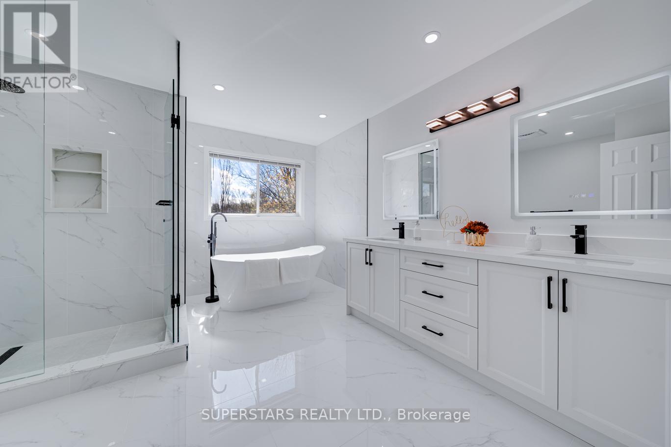 105 Mcclellan Way, Aurora, Ontario  L4G 6M4 - Photo 23 - N13207774