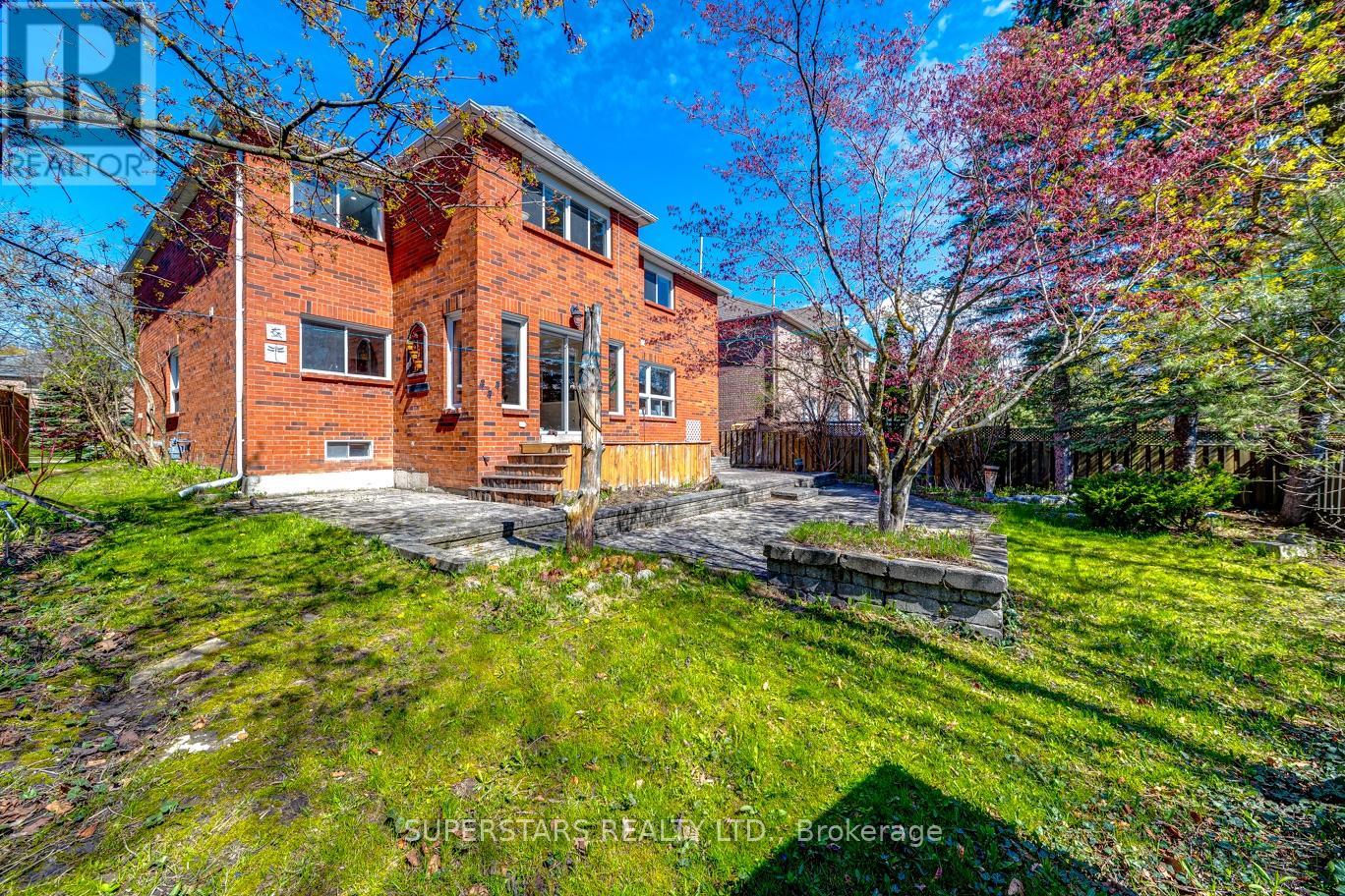 105 Mcclellan Way, Aurora, Ontario  L4G 6M4 - Photo 36 - N13207774