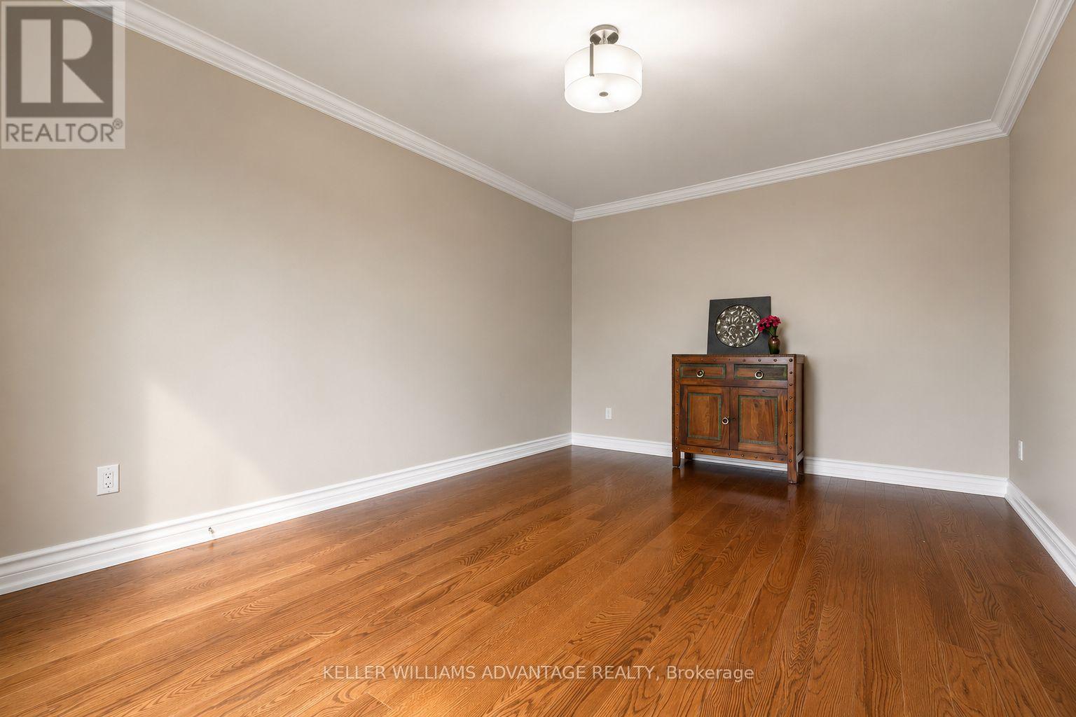 73 Highglen Avenue, Markham, Ontario  L3R 8R1 - Photo 6 - N13207826