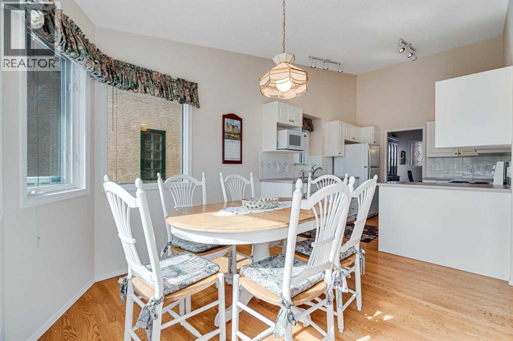 58 Evergreen Bay SW, Calgary, Alberta  T2Y 3E9 - Photo 12 - A2308686