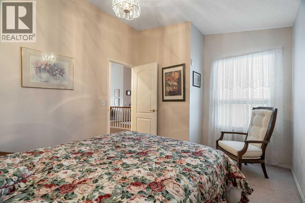 58 Evergreen Bay SW, Calgary, Alberta  T2Y 3E9 - Photo 25 - A2308686