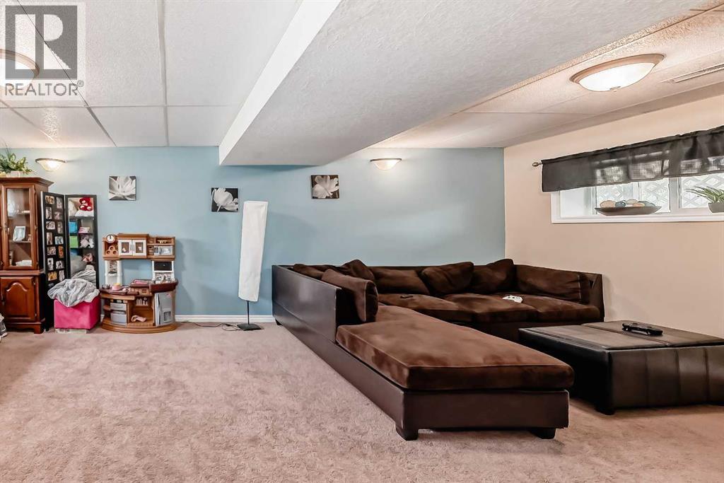 3 Shannon Close, Olds, Alberta  T4H 1C1 - Photo 24 - A2309426