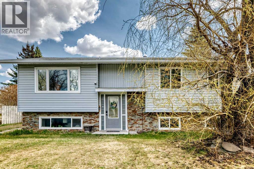 3 Shannon Close, Olds, Alberta  T4H 1C1 - Photo 42 - A2309426