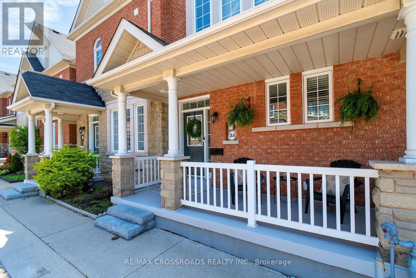 35 Torr Lane, Ajax, Ontario  L1S 7N1 - Photo 4 - E13183912