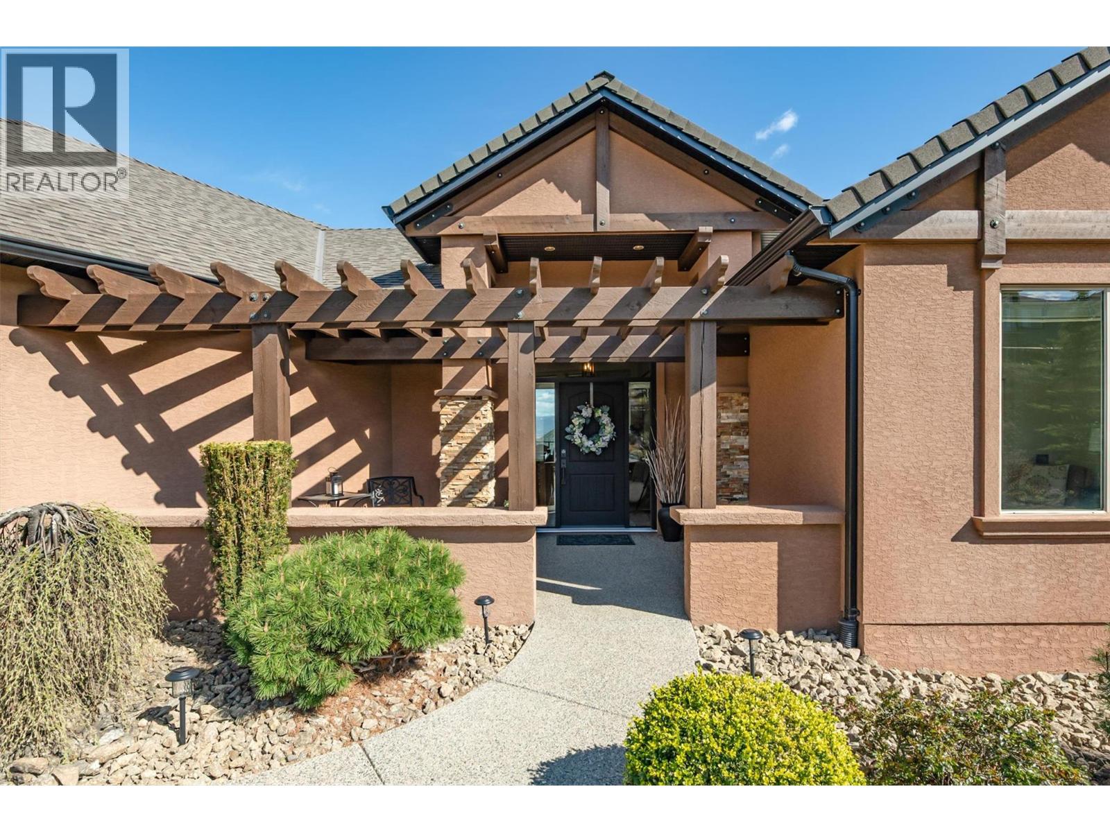 2546 Hedgestone Drive West Kelowna Photo 4 2546 Hedgestone Drive West Kelowna Photo 4