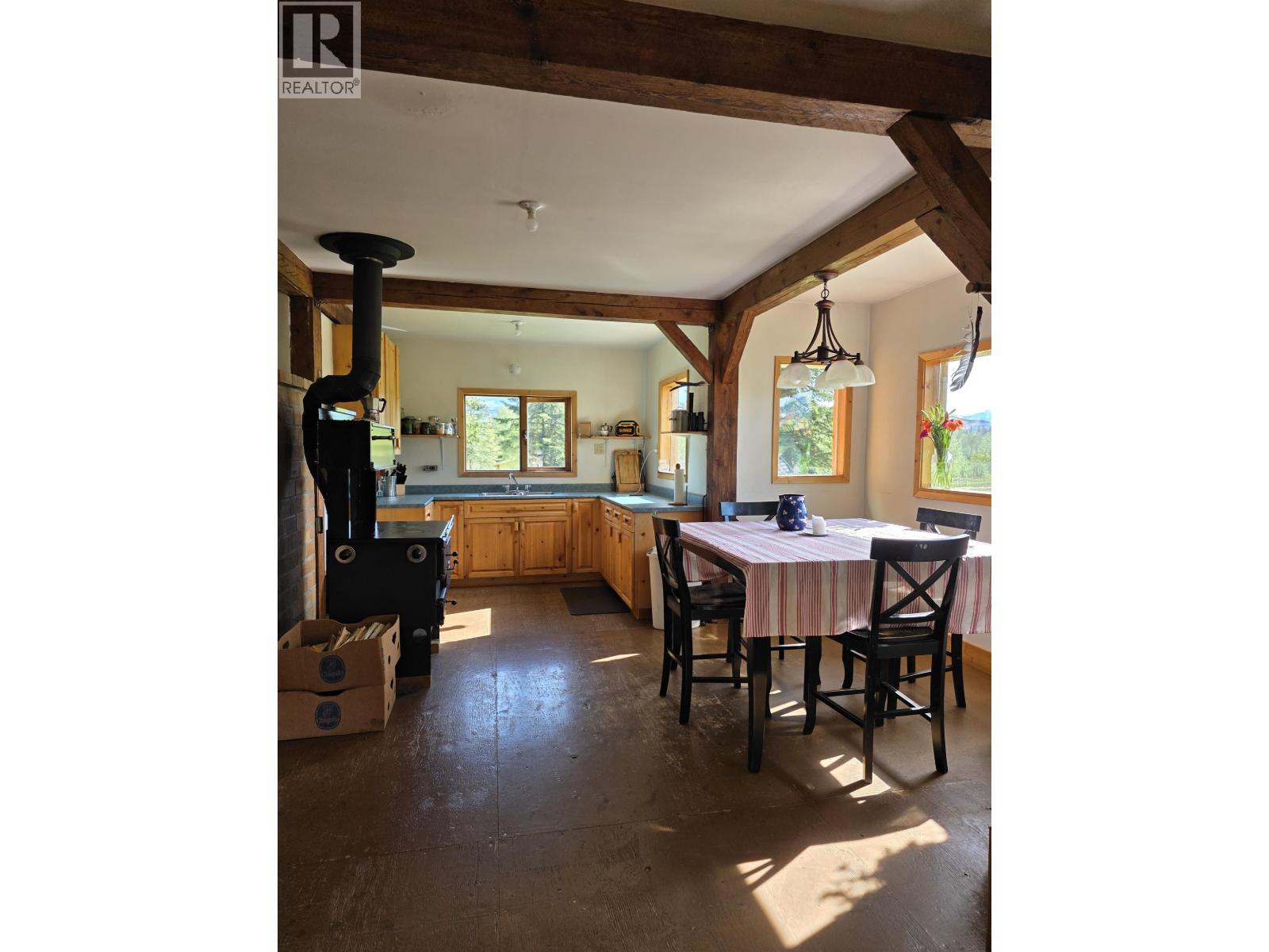 2242 Poplar Park Road, Hazelton, British Columbia  V0J 1Y5 - Photo 11 - R3129141