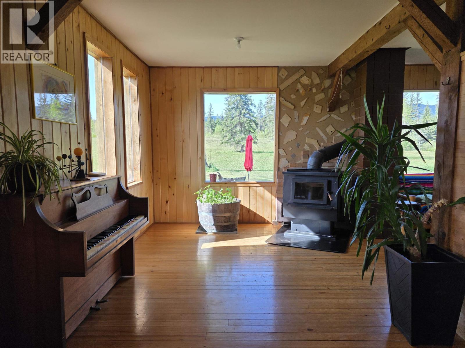 2242 Poplar Park Road, Hazelton, British Columbia  V0J 1Y5 - Photo 12 - R3129141
