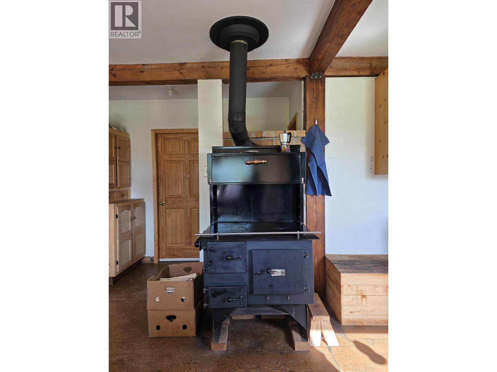 2242 Poplar Park Road, Hazelton, British Columbia  V0J 1Y5 - Photo 17 - R3129141