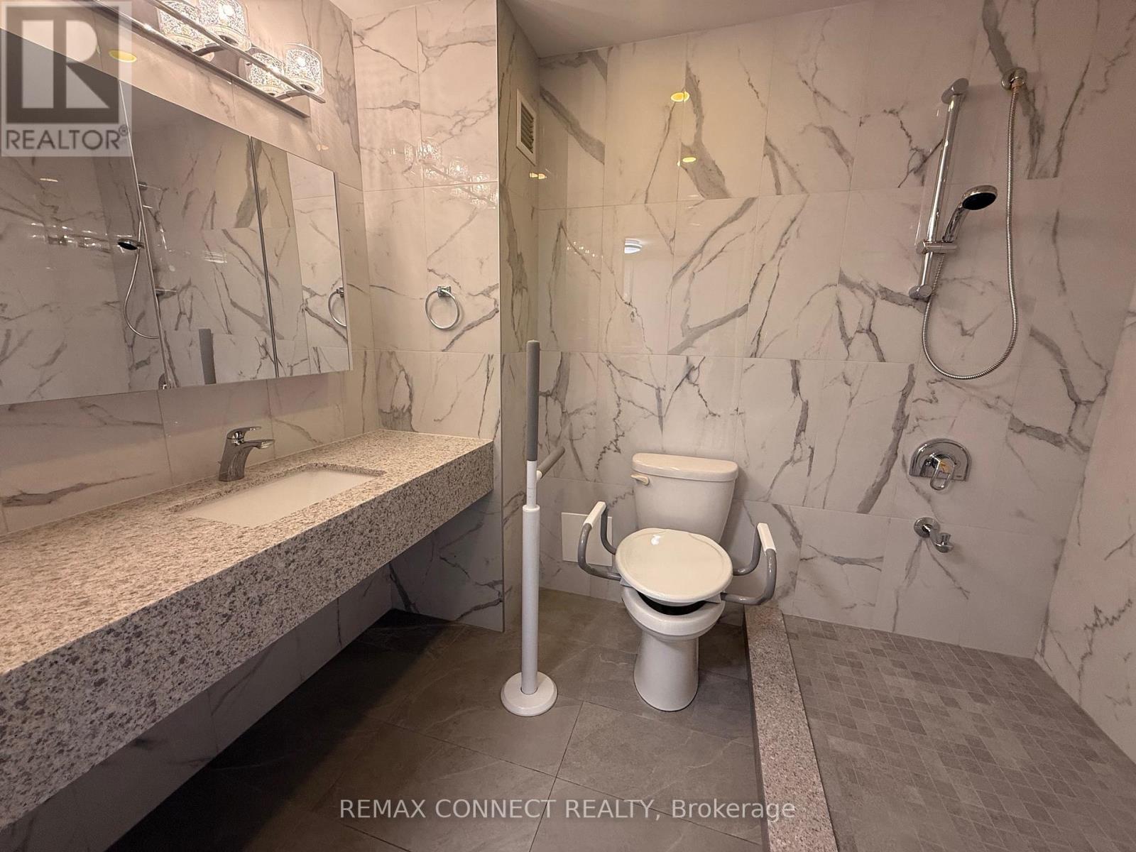 2107 - 1300 Bloor Street, Mississauga, Ontario  L4Y 3Z2 - Photo 14 - W13207792