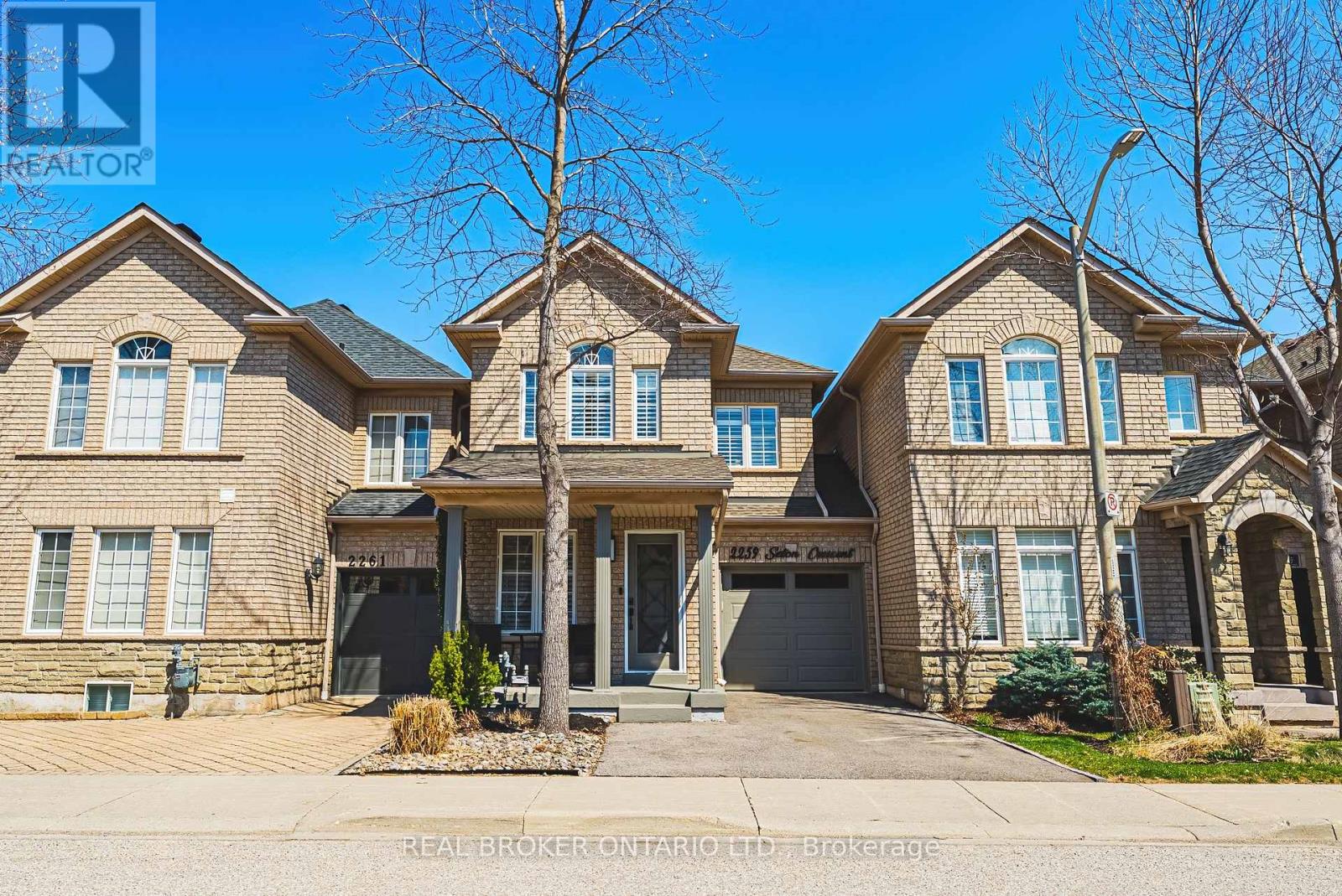 2259 SETON CRESCENT, Burlington, Ontario