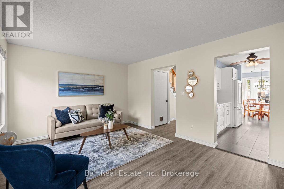 1040 Snowberry Street, Oshawa, Ontario  L1K 2H9 - Photo 10 - E13207946
