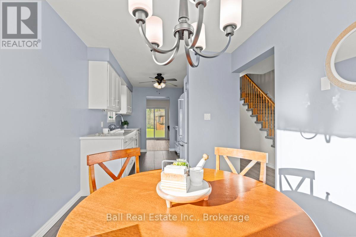 1040 Snowberry Street, Oshawa, Ontario  L1K 2H9 - Photo 5 - E13207946