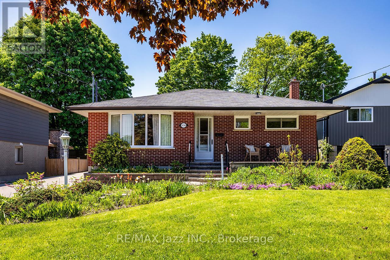 950 MARY STREET N, Oshawa, Ontario