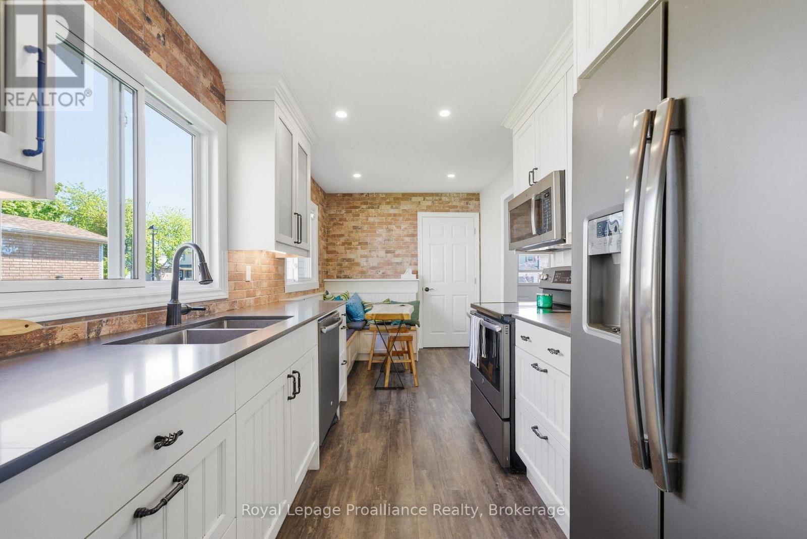 903 Fairbanks Road, Cobourg, Ontario  K9A 5G9 - Photo 9 - X13207970
