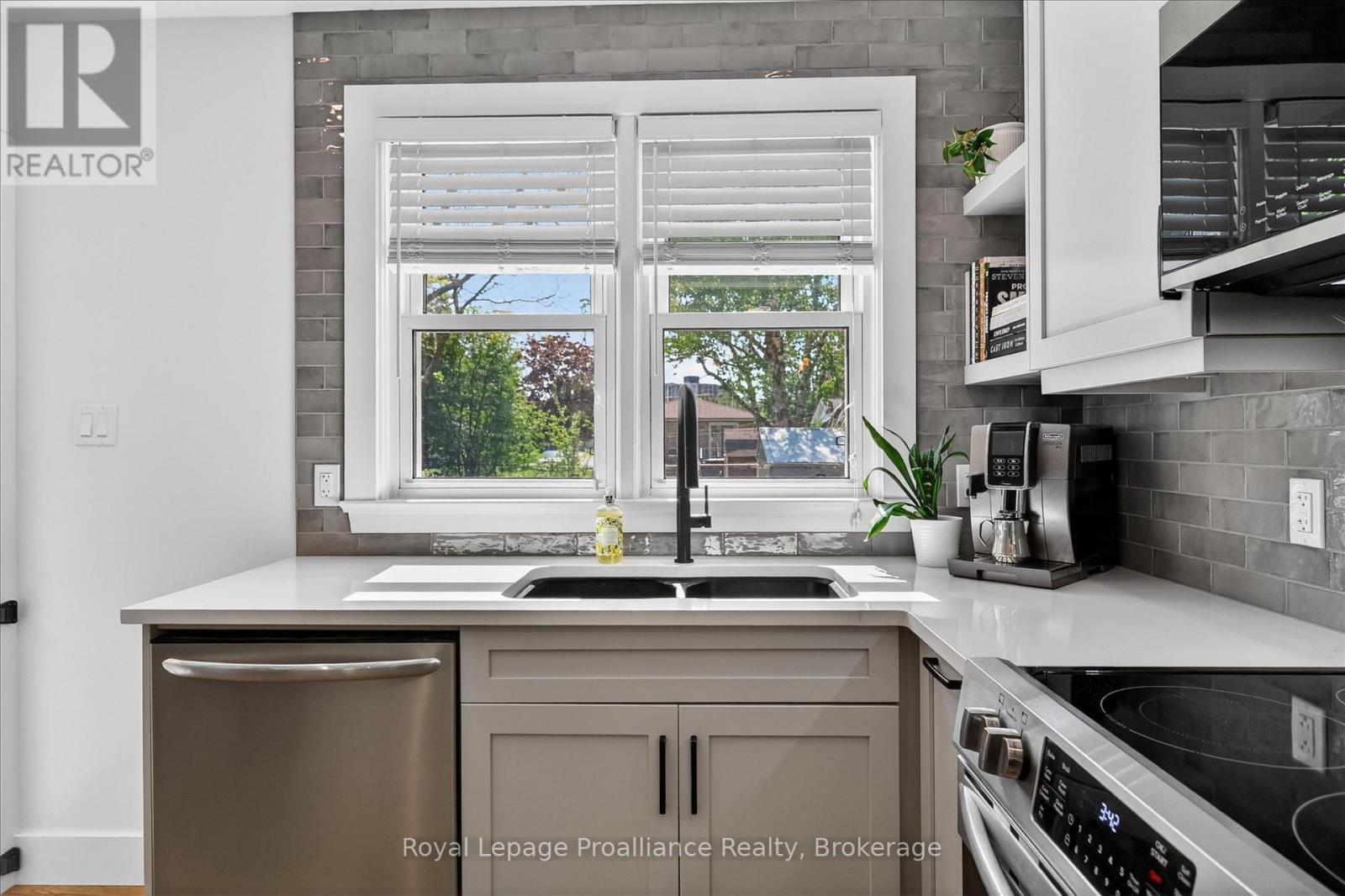 129 Goodfellow Road, Peterborough, Ontario  K9J 5W9 - Photo 10 - X13208068