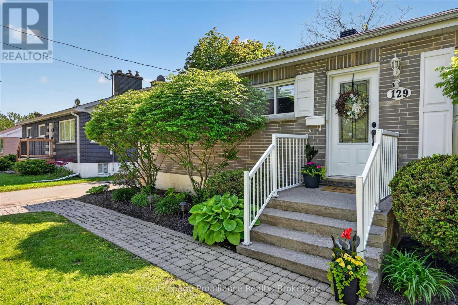 129 Goodfellow Road, Peterborough, Ontario  K9J 5W9 - Photo 2 - X13208068