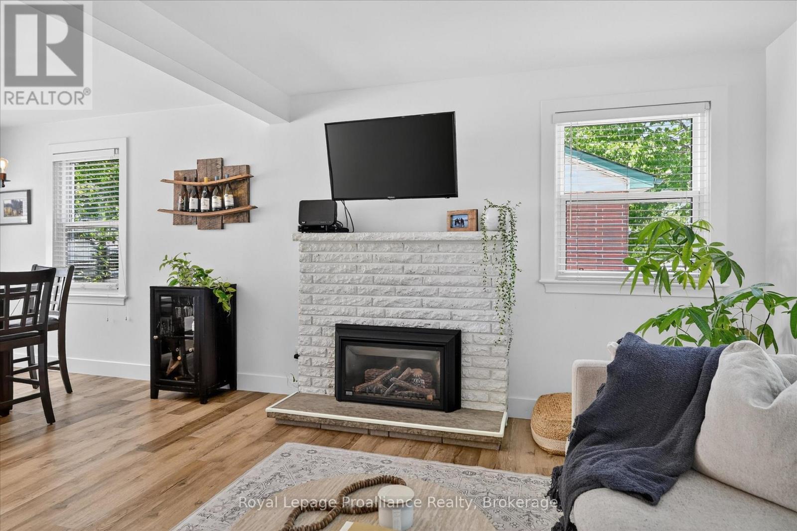 129 Goodfellow Road, Peterborough, Ontario  K9J 5W9 - Photo 5 - X13208068