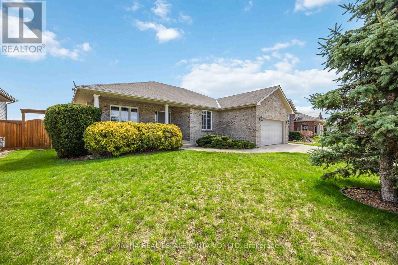 482a First Avenue, Enniskillen, Ontario  N0N 1R0 - Photo 2 - X13207900