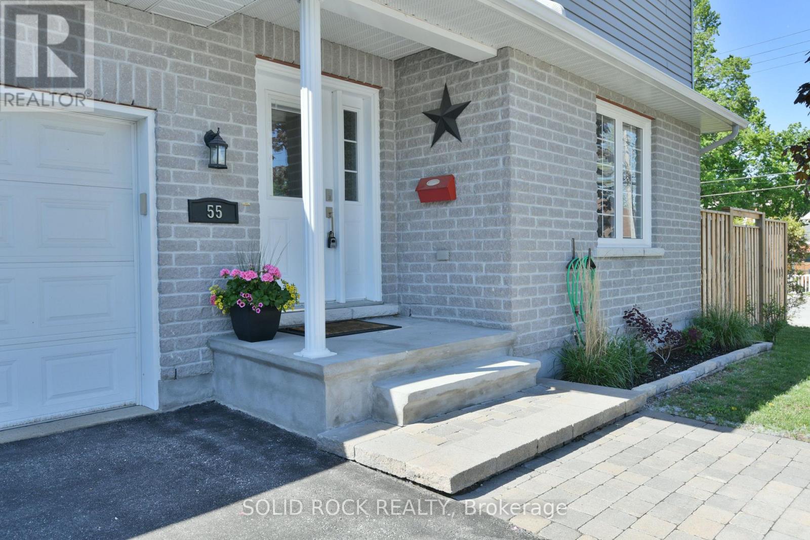 55 Woodward Street, Carleton Place, Ontario  K7C 2X3 - Photo 2 - X13208032