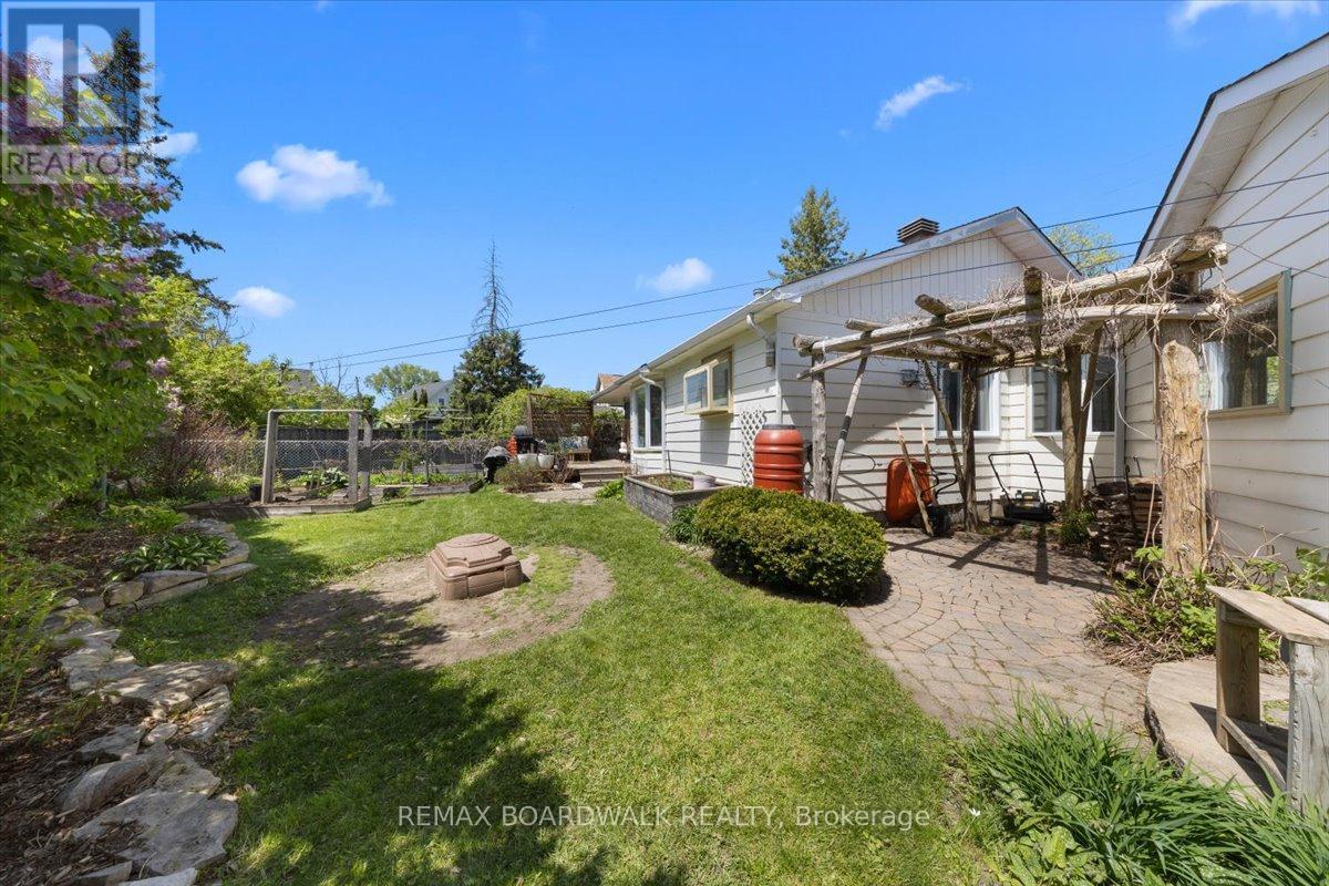 32 Martin Street S, Mississippi Mills, Ontario  K0A 1A0 - Photo 35 - X13208046