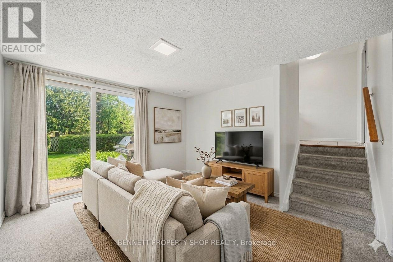 30 Corkstown Road, Ottawa, Ontario  K2H 5B4 - Photo 17 - X13208080