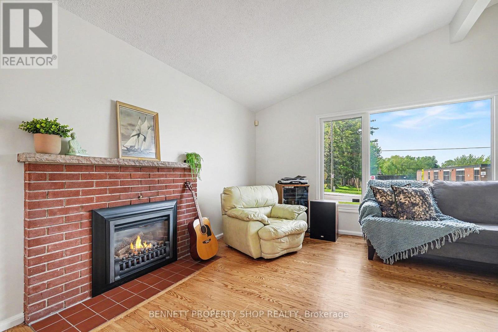 30 Corkstown Road, Ottawa, Ontario  K2H 5B4 - Photo 4 - X13208080