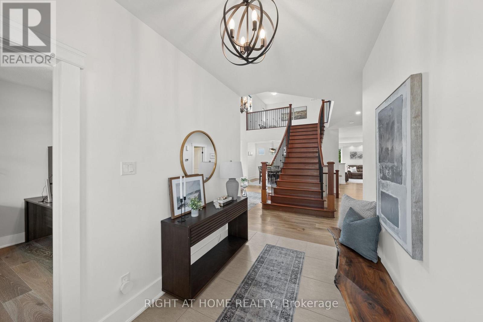 707 Wrangler Circle, Ottawa, Ontario  K2S 0R2 - Photo 4 - X13208156