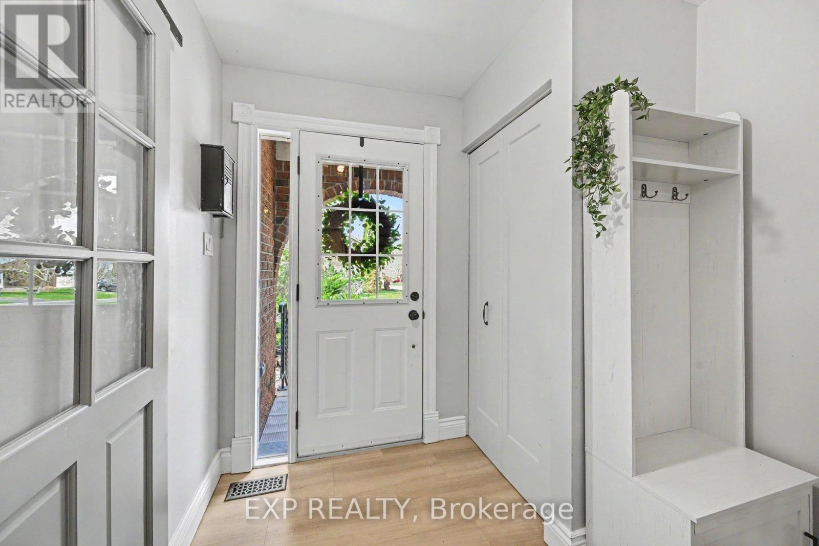 1 Laura Crescent, Mississippi Mills, Ontario  K0A 1A0 - Photo 4 - X13208180