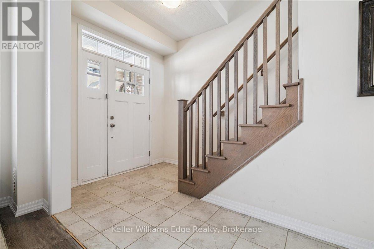 244 Harold Dent Trail, Oakville, Ontario  L6M 1S2 - Photo 4 - W13207974