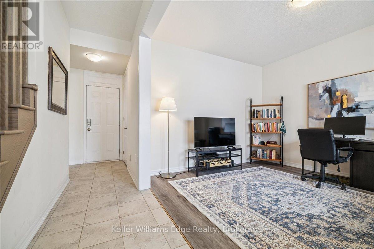 244 Harold Dent Trail, Oakville, Ontario  L6M 1S2 - Photo 6 - W13207974