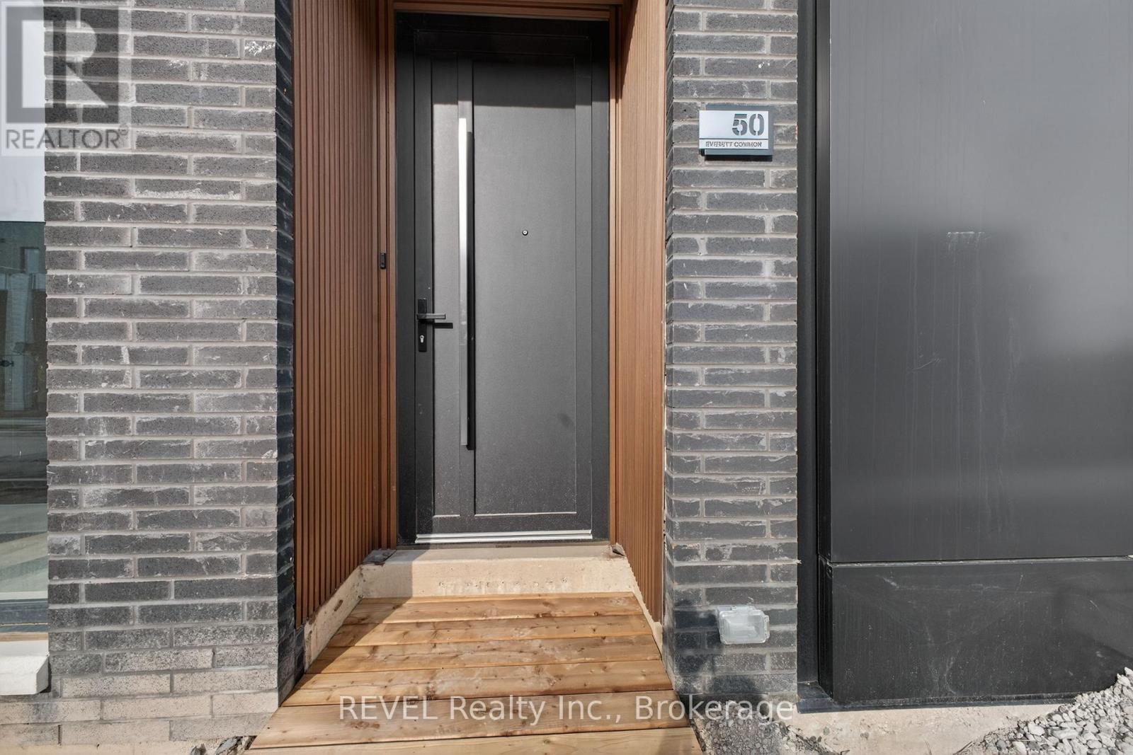 50 Everett Common, St. Catharines, Ontario  L2P 0H1 - Photo 2 - X13207924
