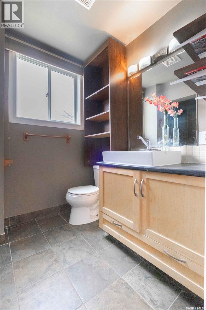 1077 Broder Street, Regina, Saskatchewan  S4N 3P8 - Photo 18 - SK037358