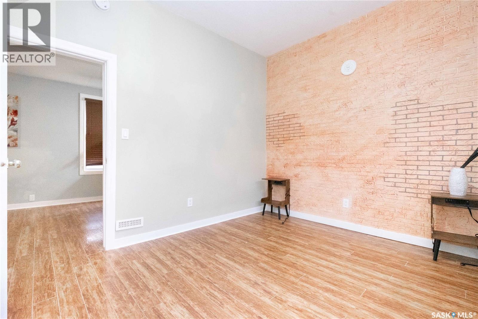 1077 Broder Street, Regina, Saskatchewan  S4N 3P8 - Photo 21 - SK037358