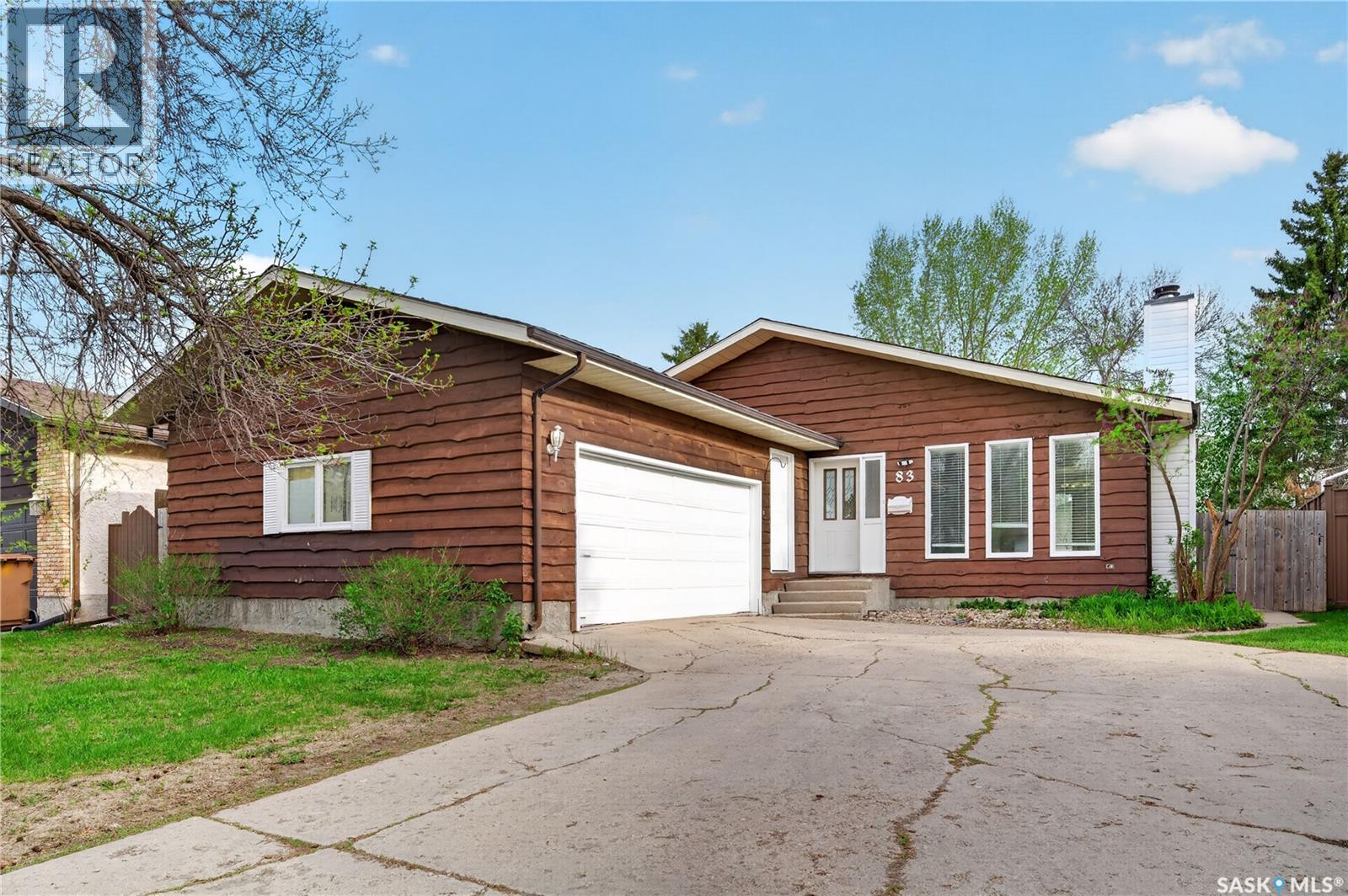 83 Groome AVENUE, Regina, Saskatchewan