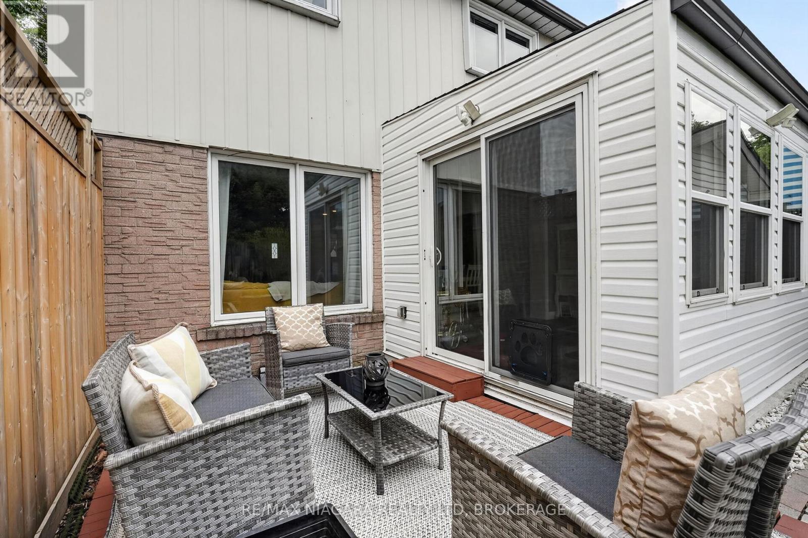 75 Berrisfield Crescent, Hamilton, Ontario  L8T 4X1 - Photo 40 - X13091036