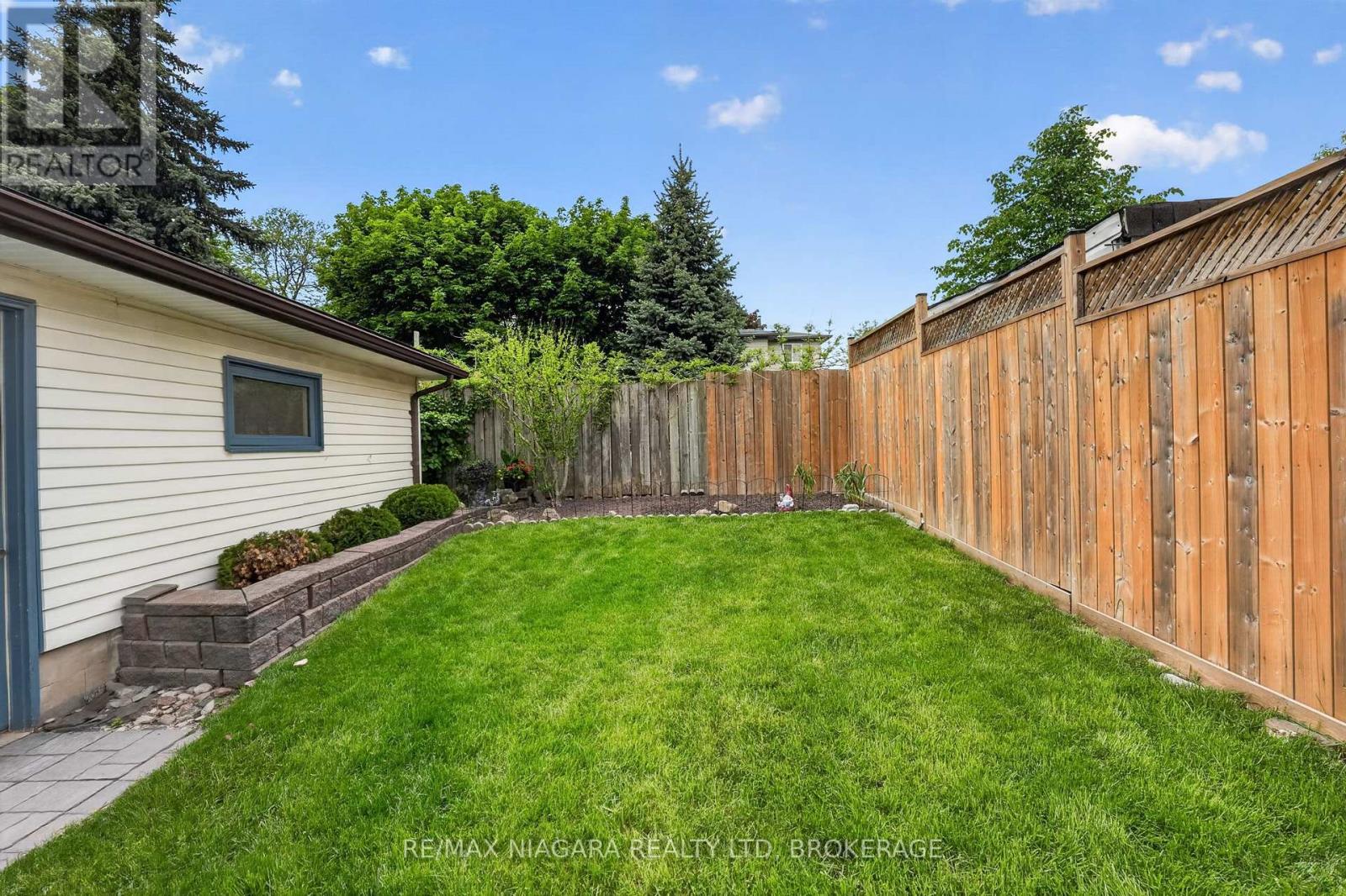 75 Berrisfield Crescent, Hamilton, Ontario  L8T 4X1 - Photo 44 - X13091036