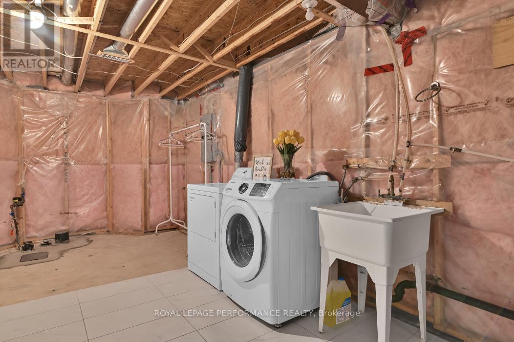 42 Jack Aaron Drive, Ottawa, Ontario  K2G 6M4 - Photo 38 - X13075816