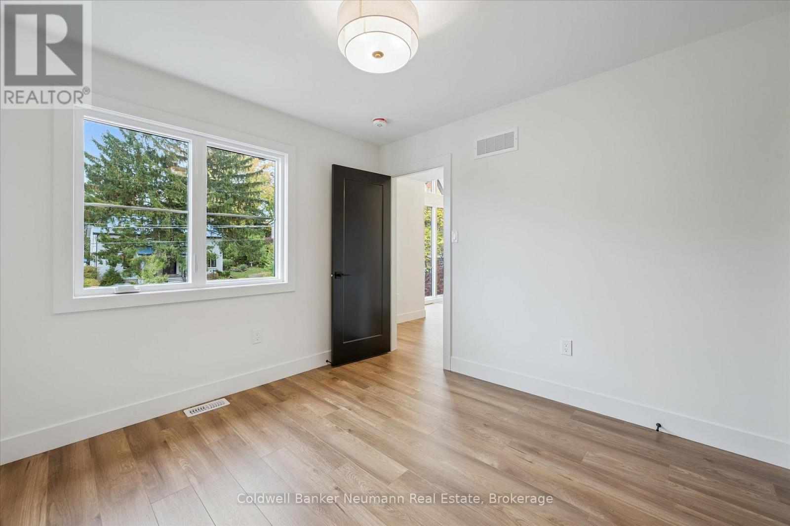 126 Oxford Street, Guelph, Ontario  N1H 2M7 - Photo 23 - X13207982