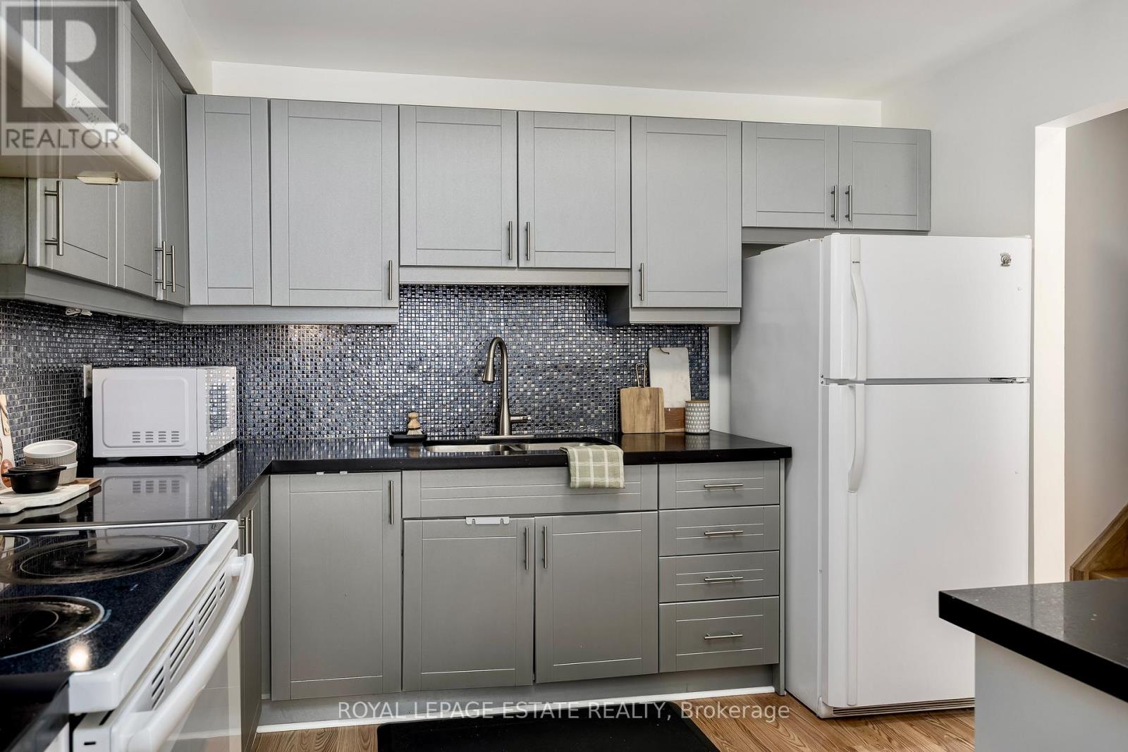 78 - 270 Timberbank Boulevard, Toronto, Ontario  M1W 2M1 - Photo 6 - E13147310