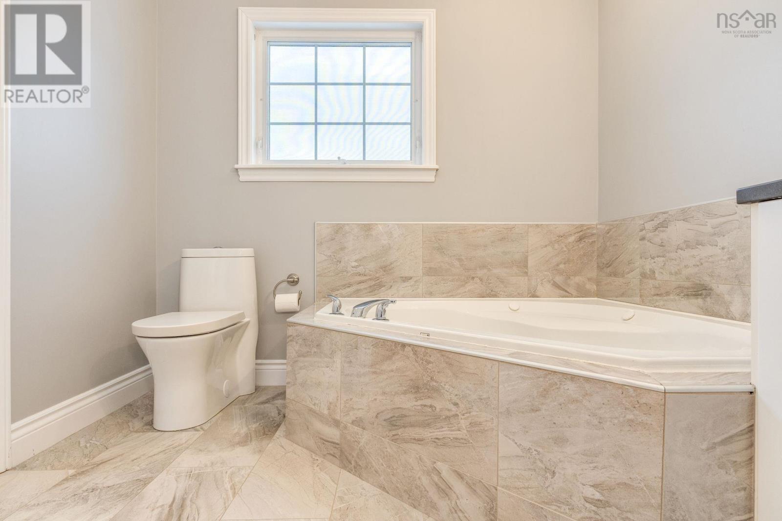 102 Larry Uteck Boulevard, Halifax, Nova Scotia  B3M 4Y2 - Photo 31 - 202601590